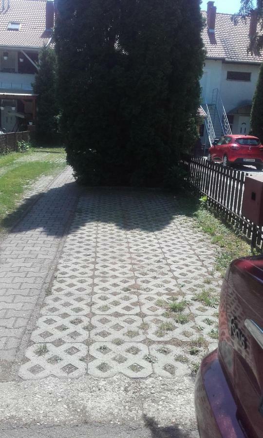 Éva Vendégház Buk Exterior foto